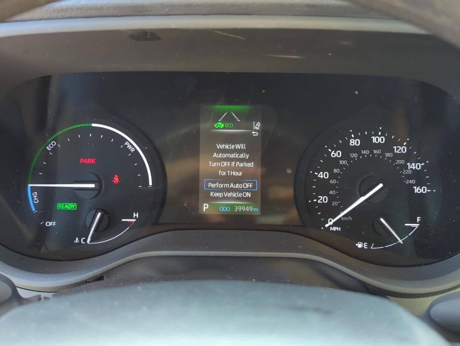 2022 Toyota Sienna LE FWD 8-Passenger (Natl)