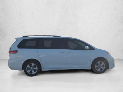 2020 Toyota Sienna LE FWD 8-Passenger (Natl)