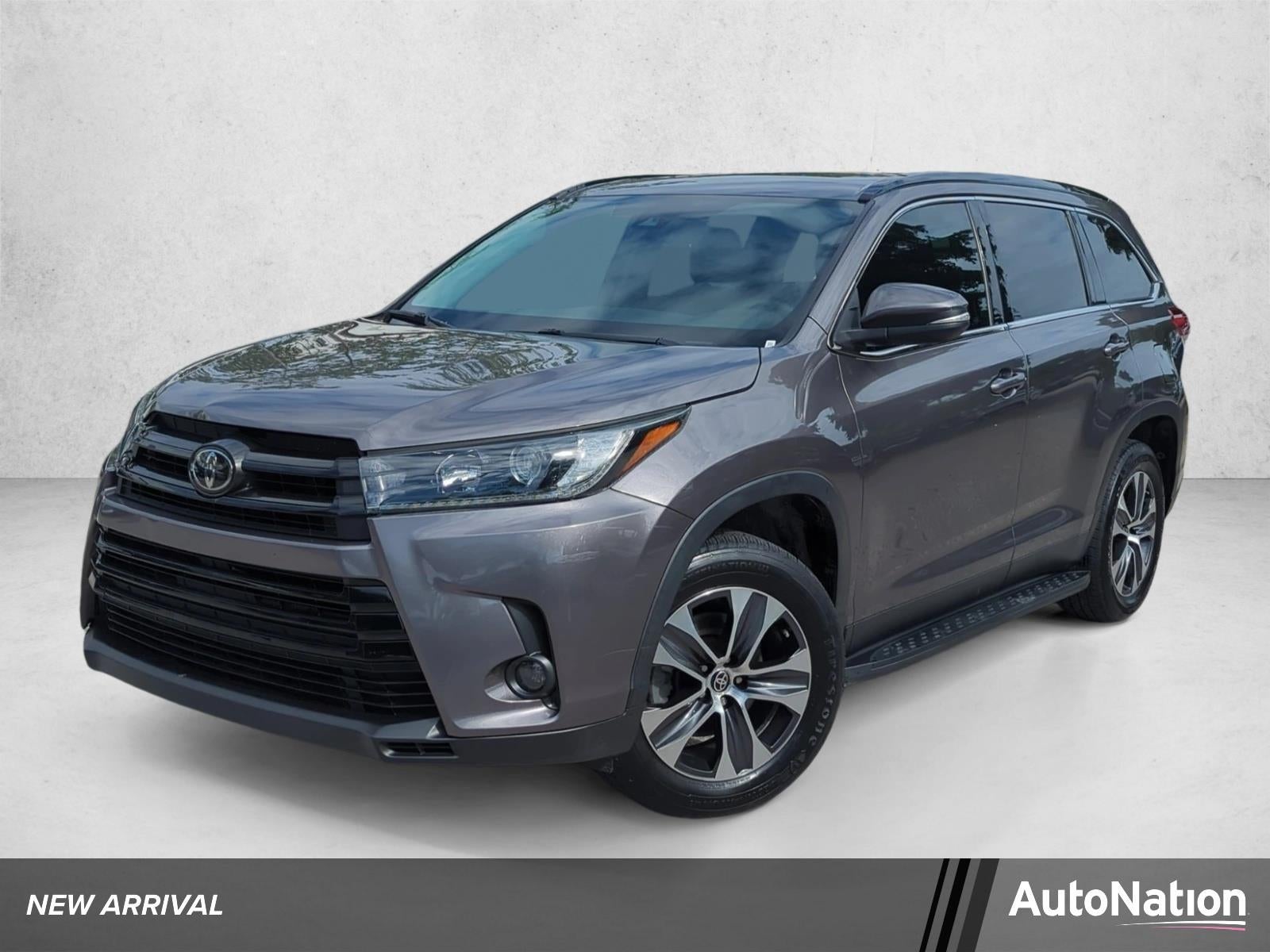 2019 Toyota Highlander SE V6 FWD (Natl)