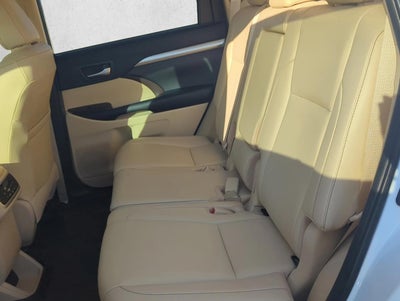 2019 Toyota Highlander XLE V6 FWD (Natl)