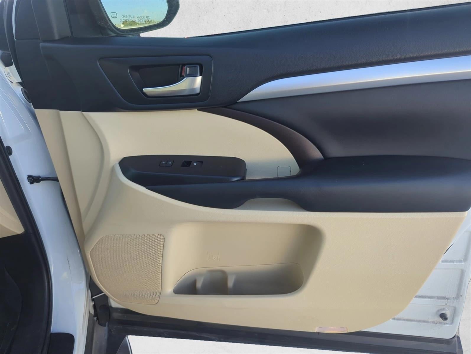 2019 Toyota Highlander XLE V6 FWD (Natl)