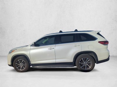 2019 Toyota Highlander XLE V6 FWD (Natl)
