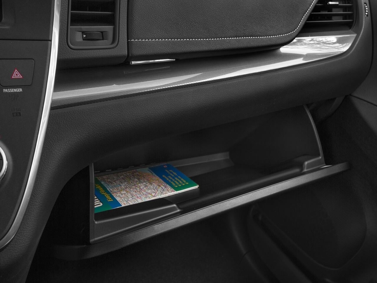 2017 Toyota Sienna SE FWD 8-Passenger (Natl)