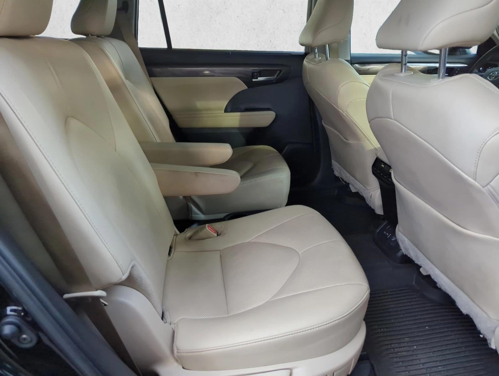 2024 Toyota Highlander Hybrid Limited FWD (Natl)