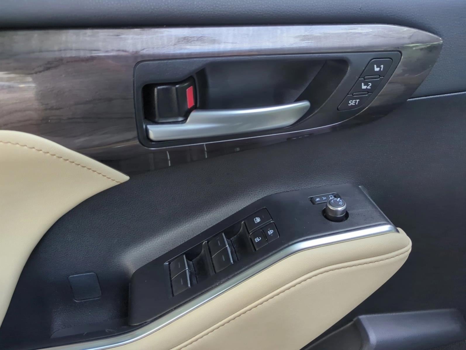 2024 Toyota Highlander Hybrid Limited FWD (Natl)
