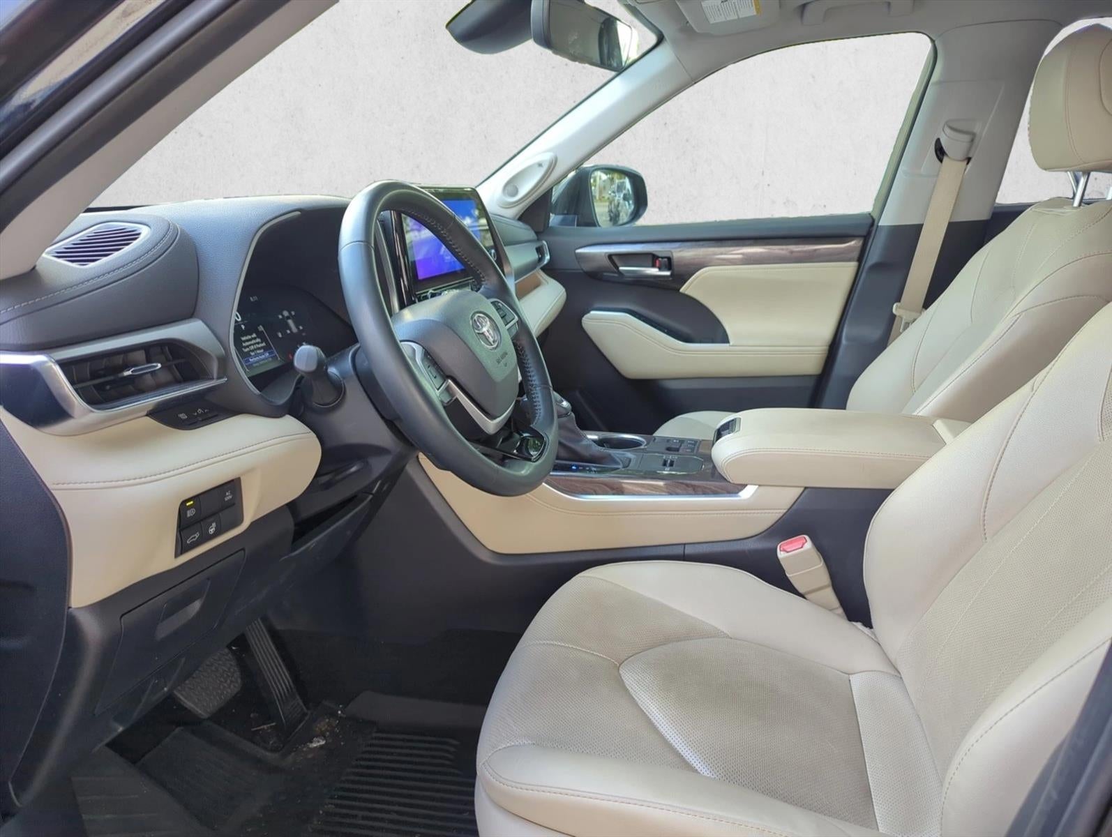 2024 Toyota Highlander Hybrid Limited FWD (Natl)