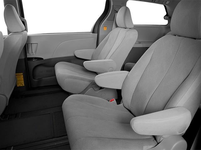 2014 Toyota Sienna 5dr 8-Pass Van V6 XLE FWD (Natl)