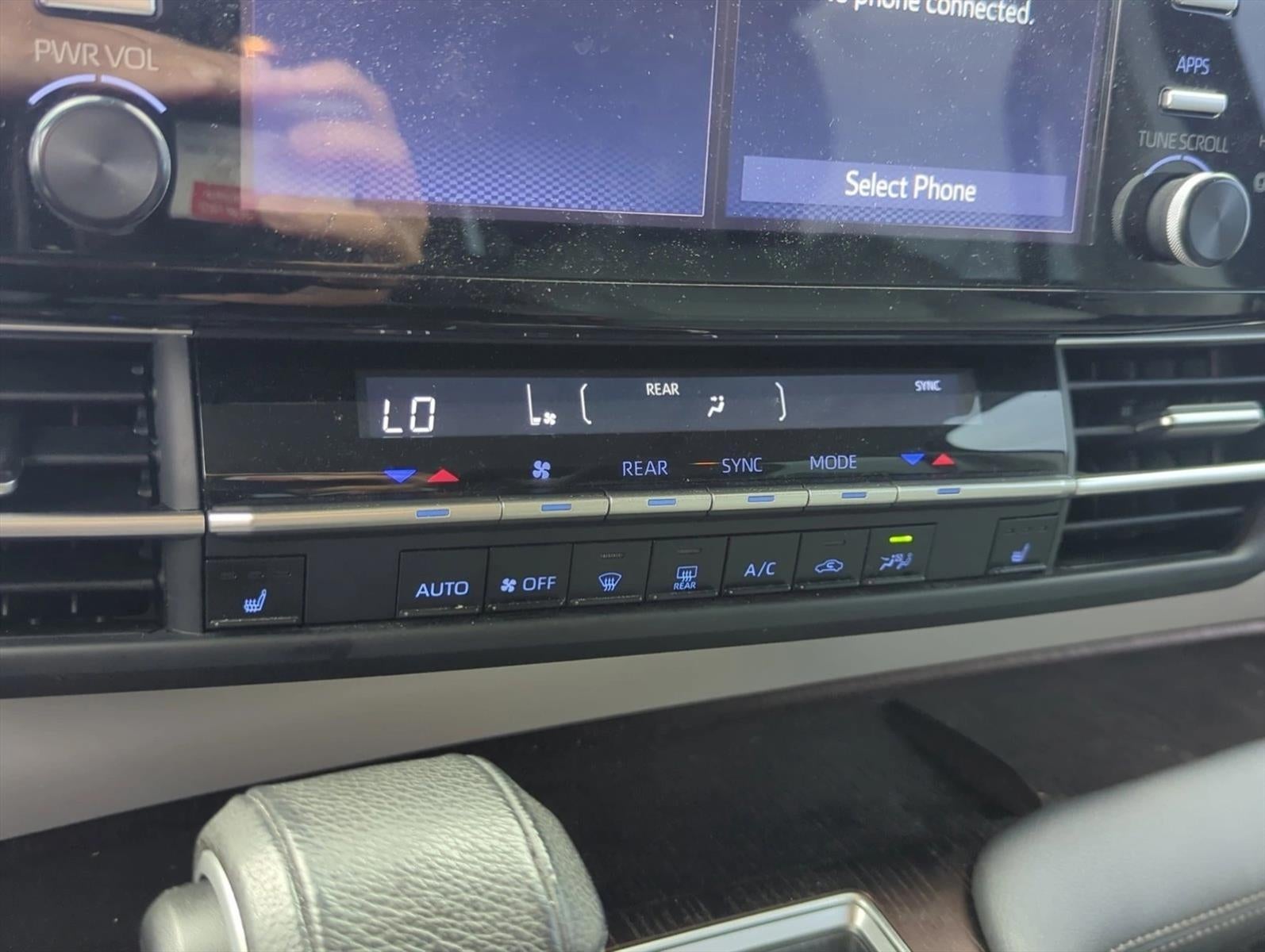 2021 Toyota Sienna XLE FWD 7-Passenger (Natl)
