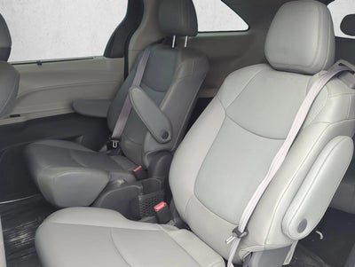 2021 Toyota Sienna XLE FWD 7-Passenger (Natl)