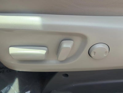 2019 Toyota Sienna XLE Premium FWD 8-Passenger (Natl)