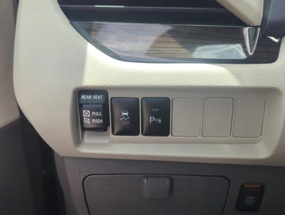 2019 Toyota Sienna XLE Premium FWD 8-Passenger (Natl)