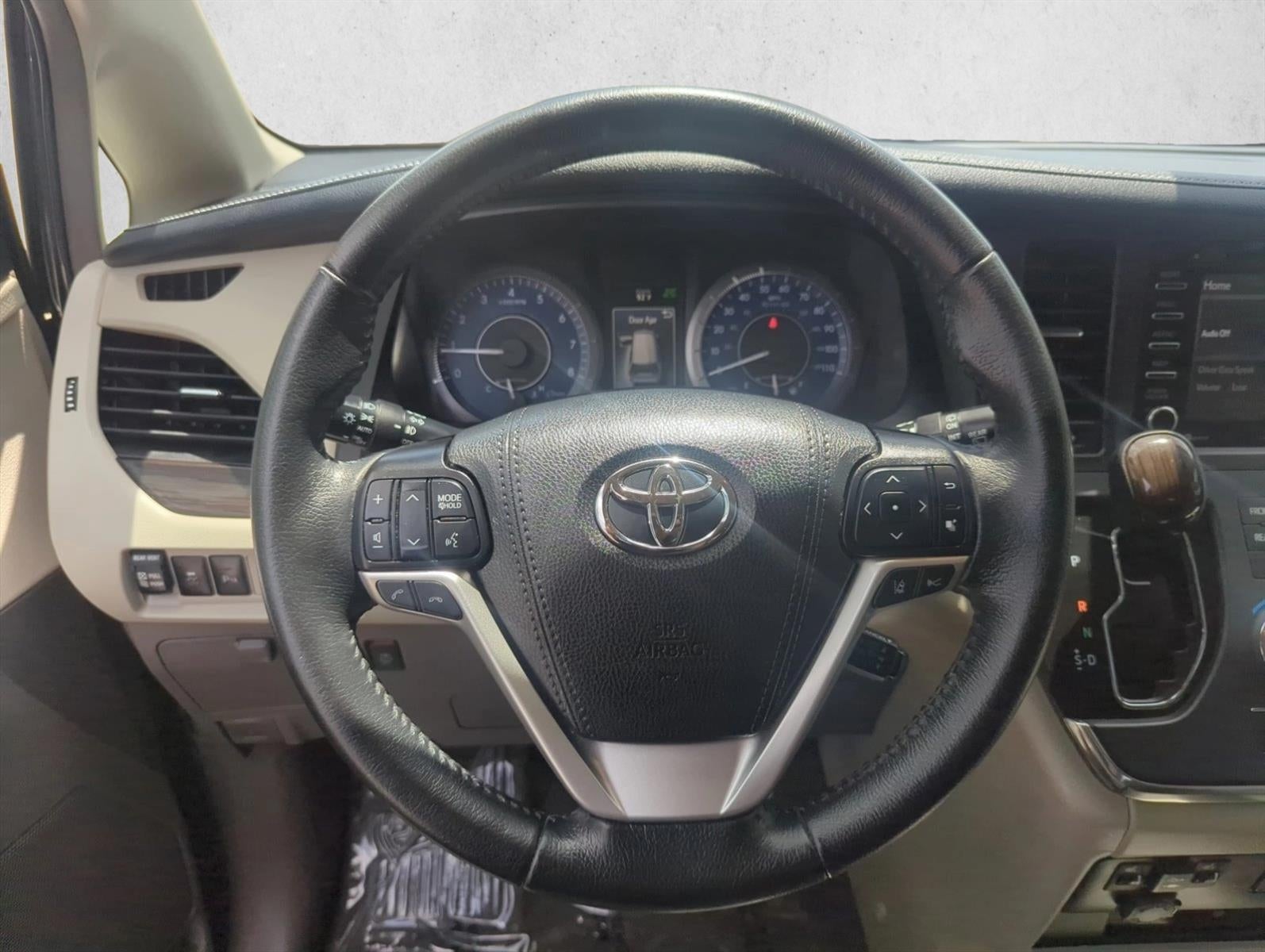 2019 Toyota Sienna XLE Premium FWD 8-Passenger (Natl)