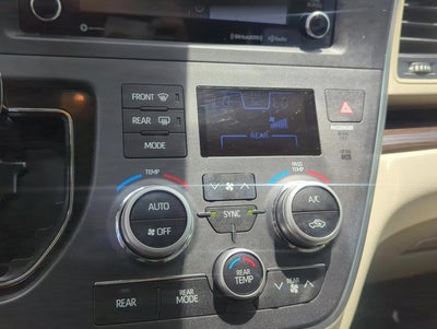 2019 Toyota Sienna XLE Premium FWD 8-Passenger (Natl)