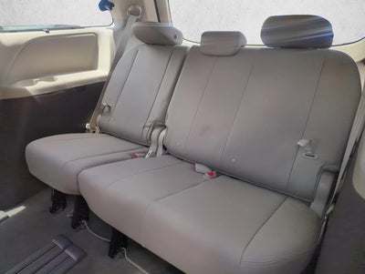 2019 Toyota Sienna XLE Premium FWD 8-Passenger (Natl)