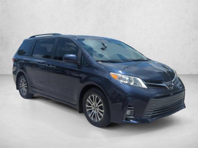 2019 Toyota Sienna XLE Premium FWD 8-Passenger (Natl)