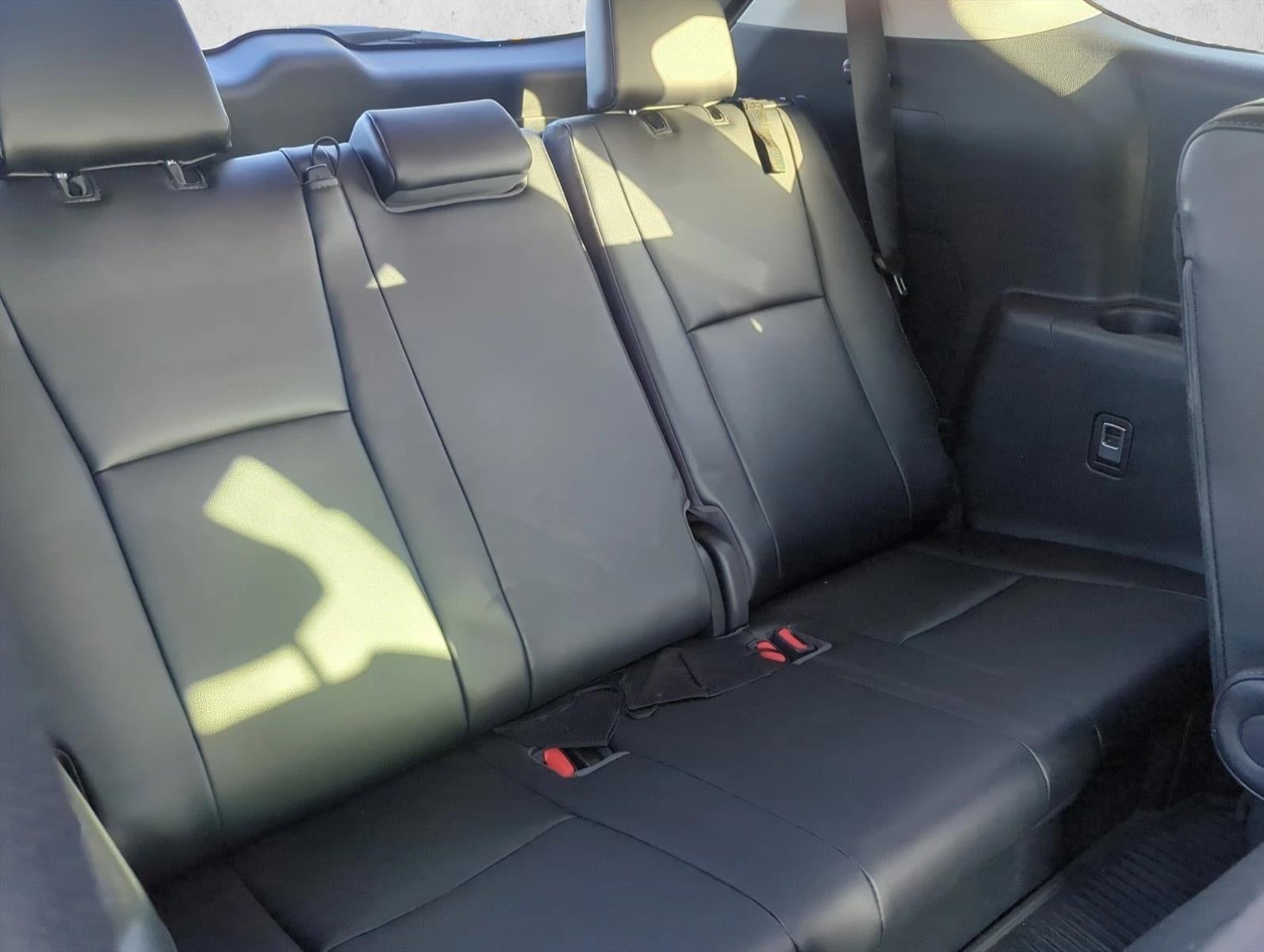 2021 Toyota Highlander Limited FWD (GS)