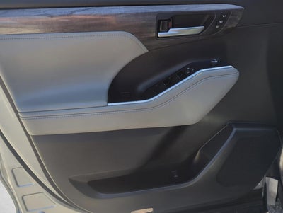 2021 Toyota Highlander Limited FWD (GS)