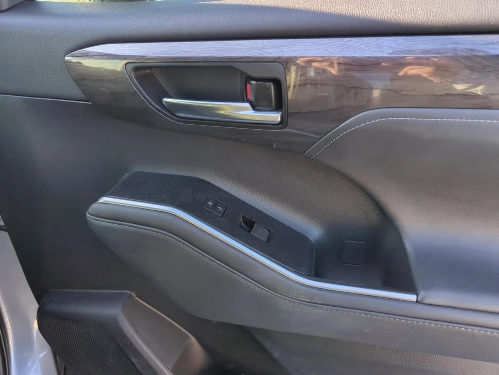 2020 Toyota Highlander Limited FWD (GS)