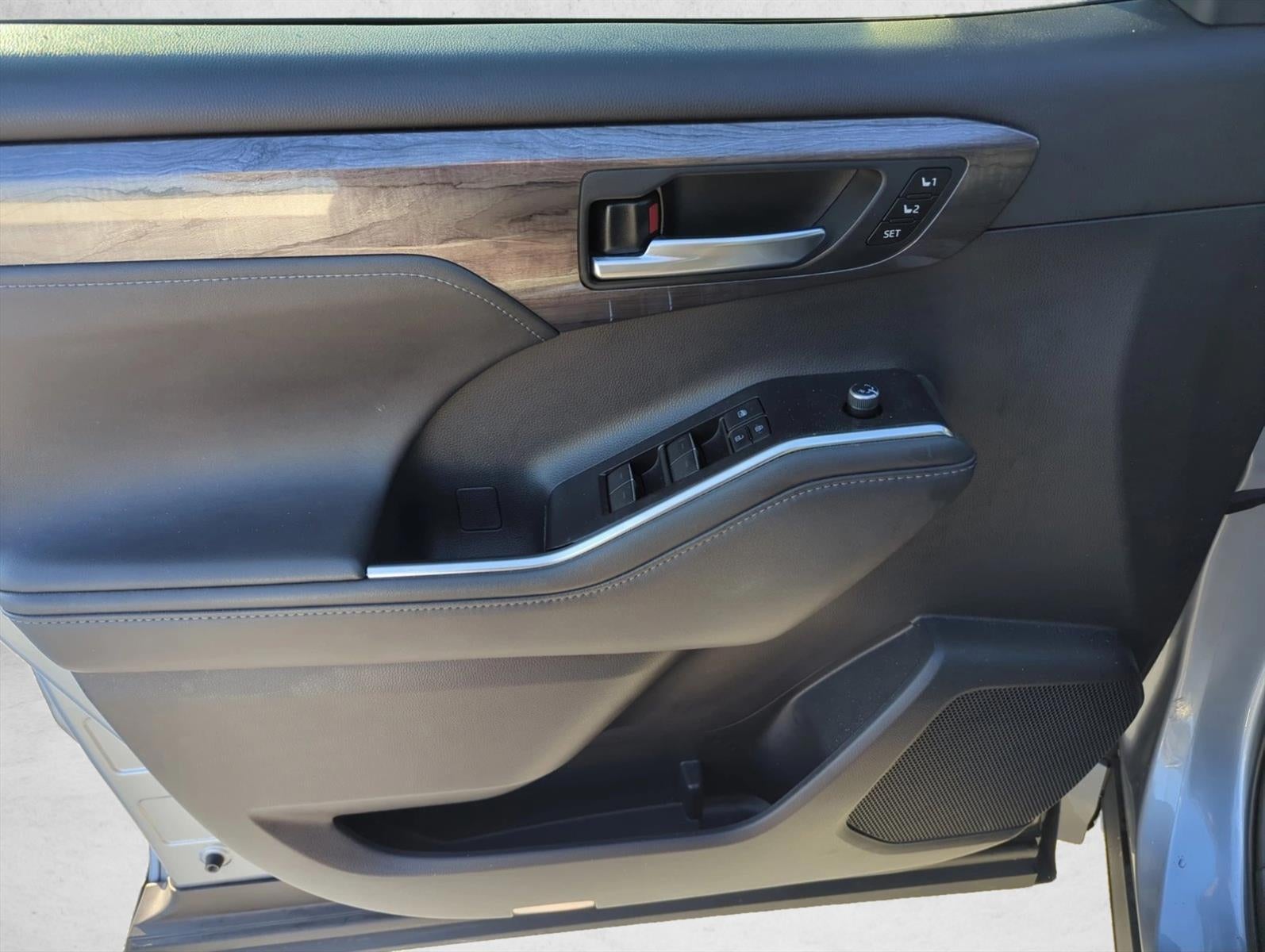 2020 Toyota Highlander Limited FWD (GS)
