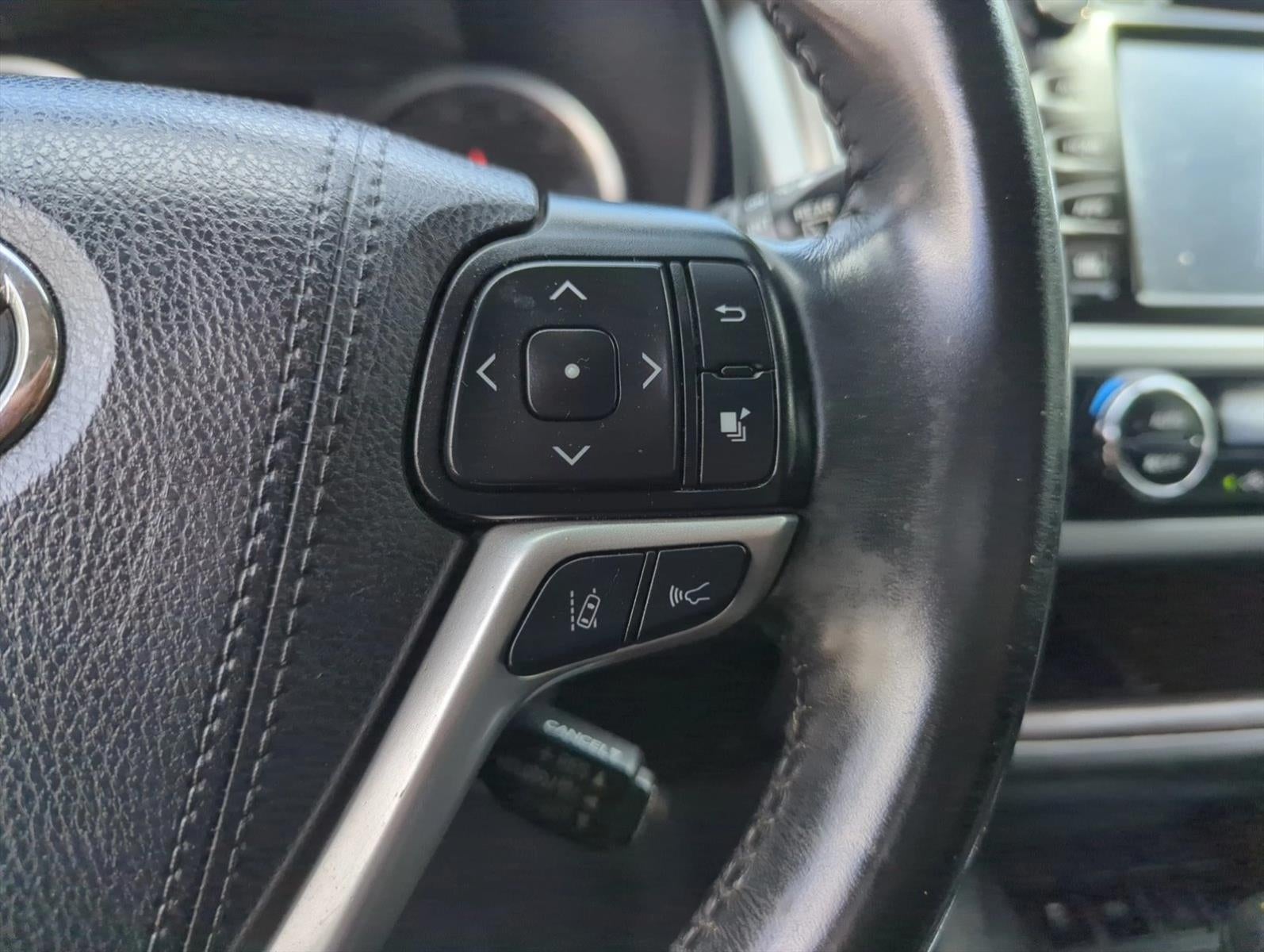 2019 Toyota Highlander Limited V6 FWD (GS)