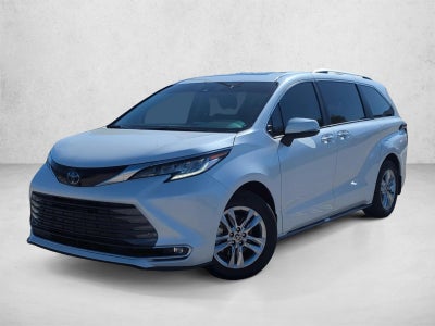 2024 Toyota Sienna Limited FWD 7-Passenger (Natl)