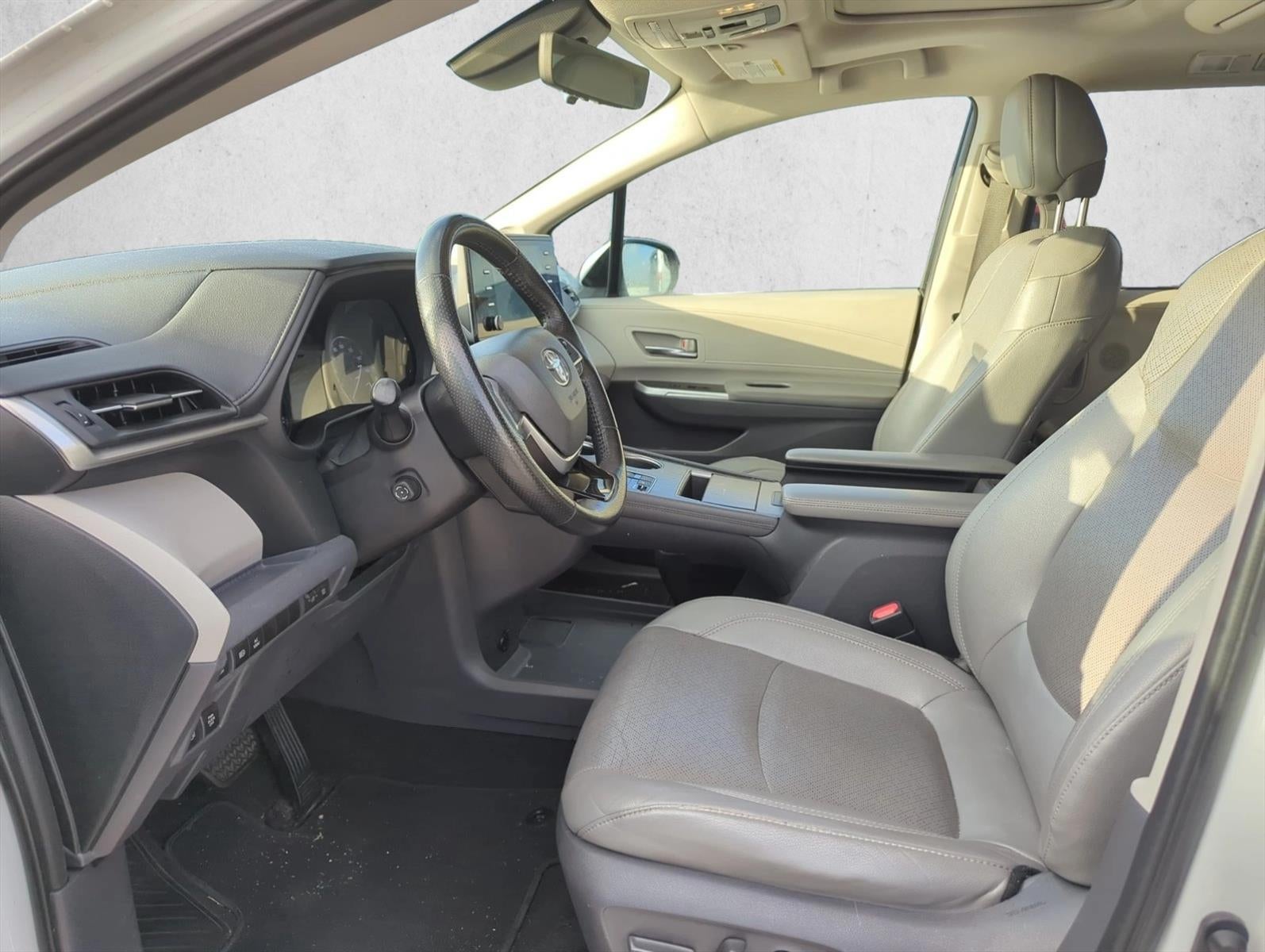 2021 Toyota Sienna Limited FWD 7-Passenger (GS)
