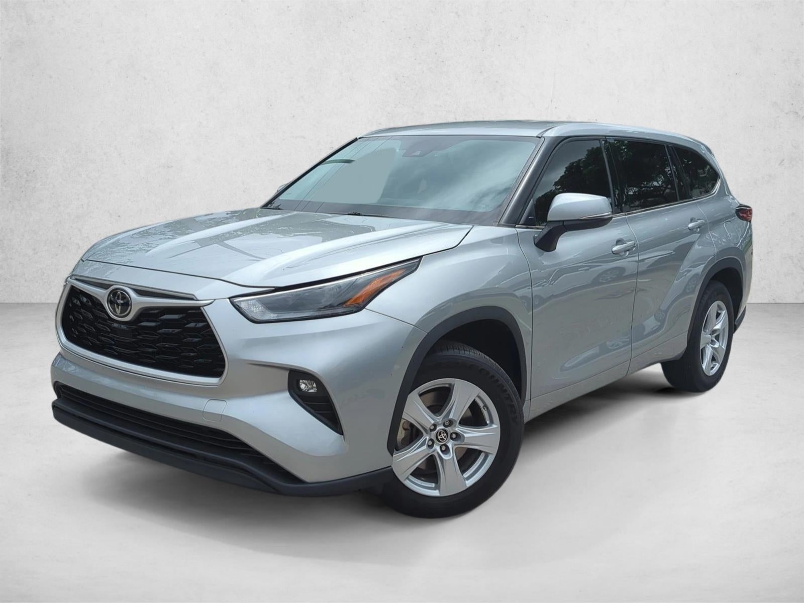 2021 Toyota Highlander LE FWD (GS)