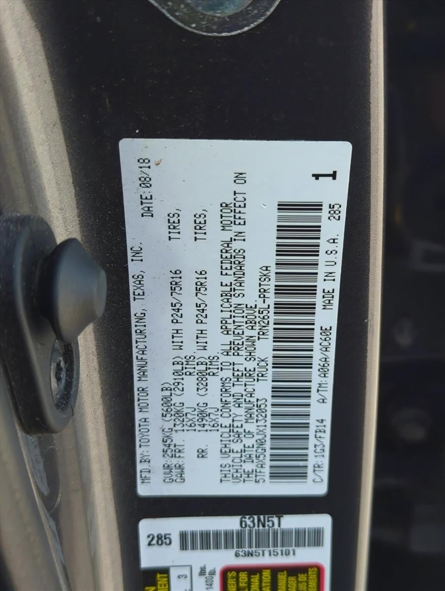 2018 Toyota Tacoma SR Double Cab 5' Bed I4 4x2 AT (GS)