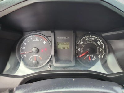 2017 Toyota Tacoma SR Double Cab 5' Bed I4 4x2 AT (GS)