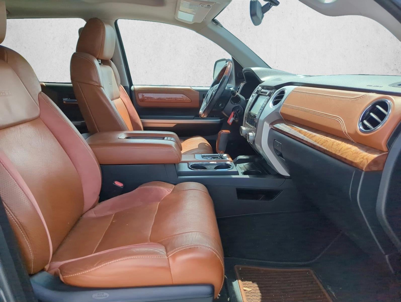 2017 Toyota Tundra 4WD 4WD 1794 Edition CrewMax 5.5' Bed 5.7L (Natl)