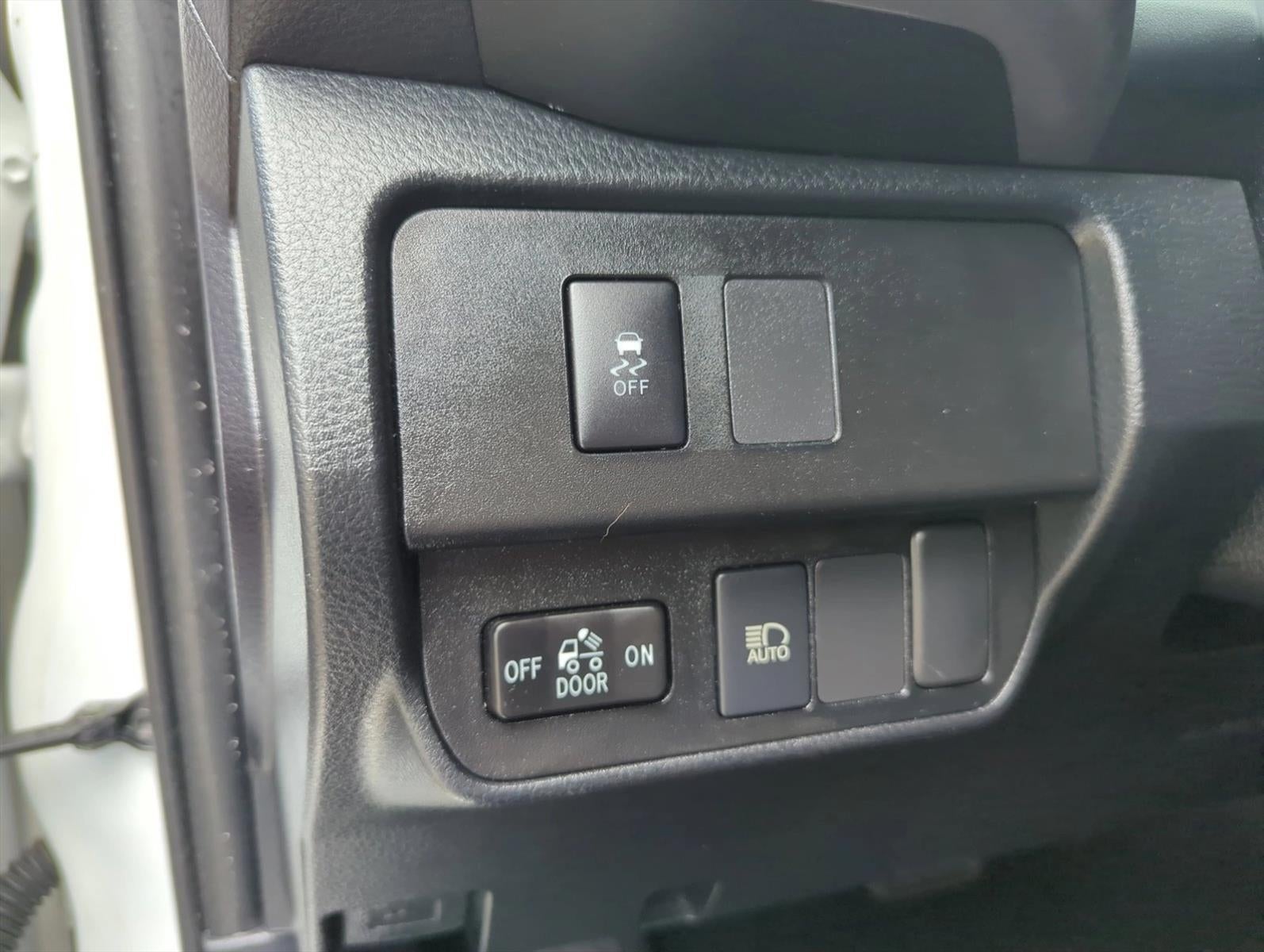 2021 Toyota Tacoma 2WD 2WD SR5 Double Cab 5' Bed V6 AT (GS)