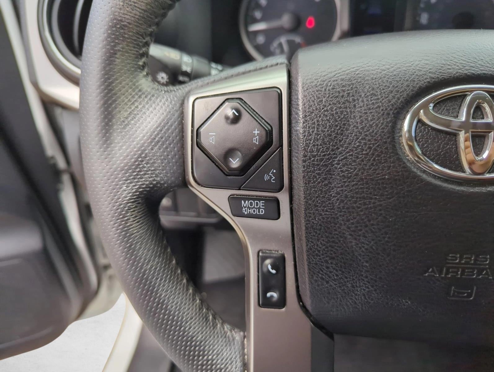 2021 Toyota Tacoma 2WD 2WD SR5 Double Cab 5' Bed V6 AT (GS)