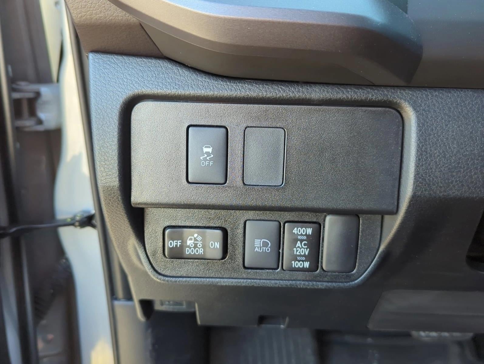 2021 Toyota Tacoma 2WD 2WD TRD Sport Double Cab 5' Bed V6 AT (Natl)