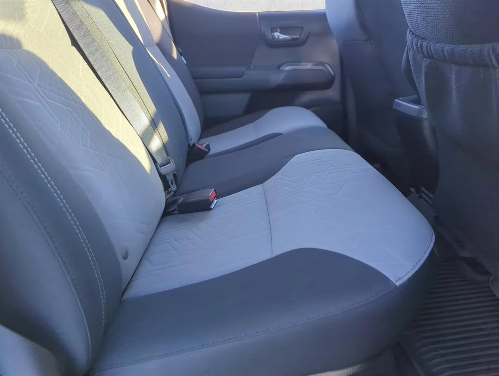 2021 Toyota Tacoma 2WD 2WD TRD Sport Double Cab 5' Bed V6 AT (Natl)