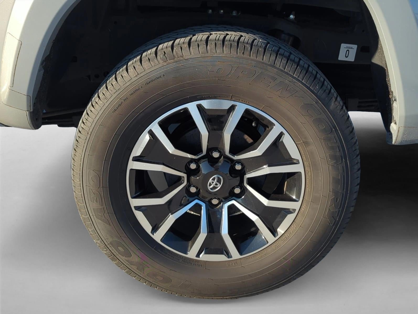 2021 Toyota Tacoma 2WD 2WD TRD Sport Double Cab 5' Bed V6 AT (Natl)