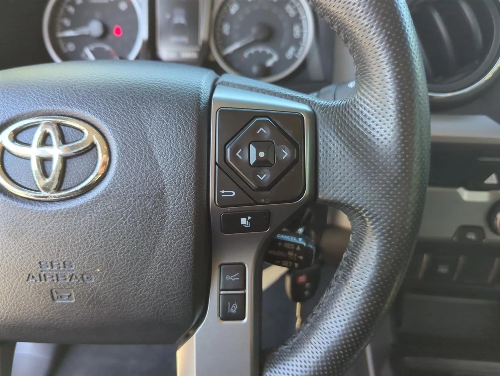 2021 Toyota Tacoma 2WD 2WD SR5 Double Cab 5' Bed V6 AT (GS)