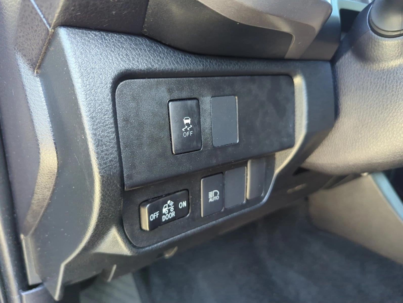 2021 Toyota Tacoma 2WD 2WD SR5 Double Cab 5' Bed V6 AT (GS)
