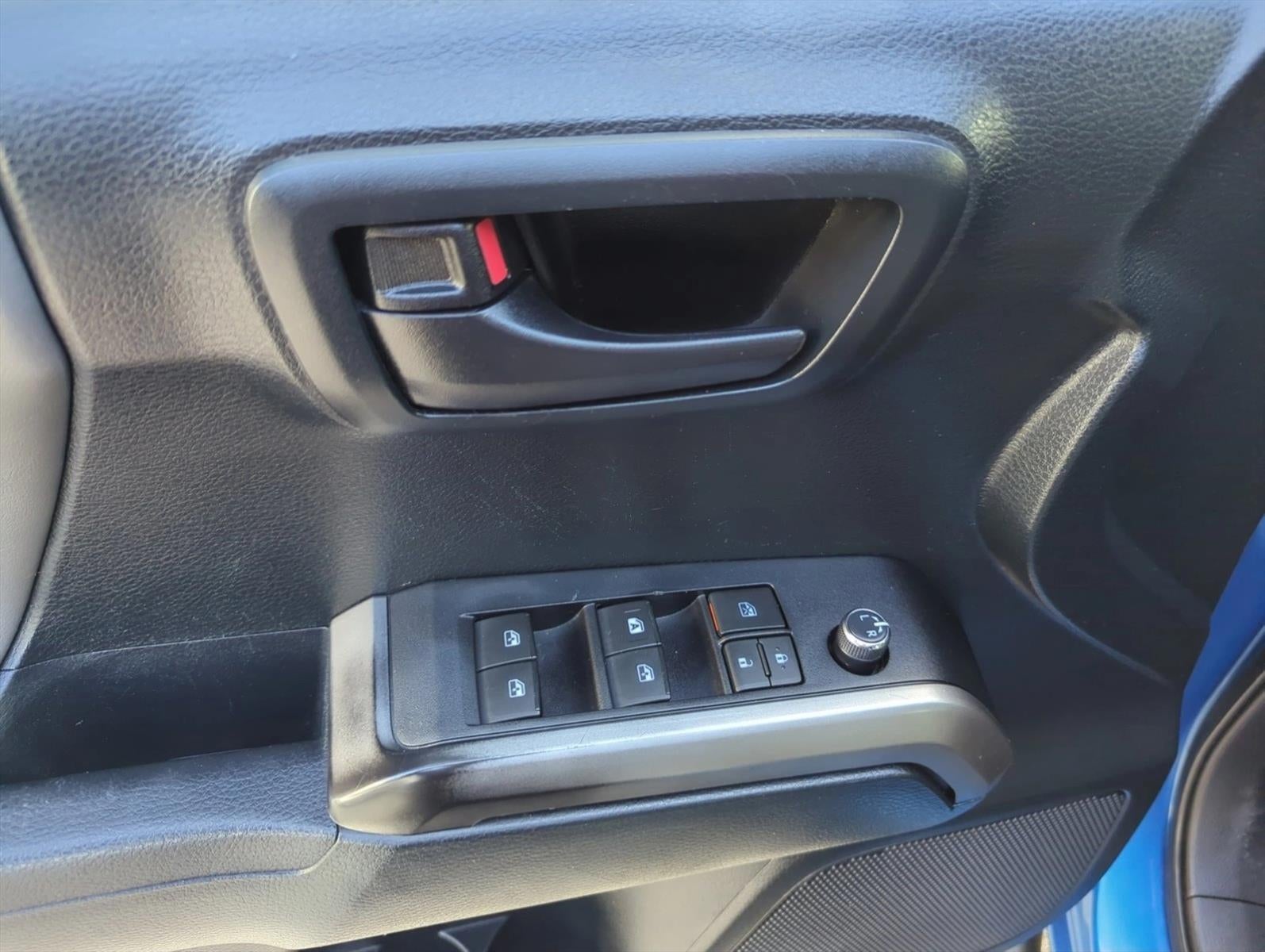 2016 Toyota Tacoma 2WD Double Cab Short Bed V6 Automatic SR5 (GS)