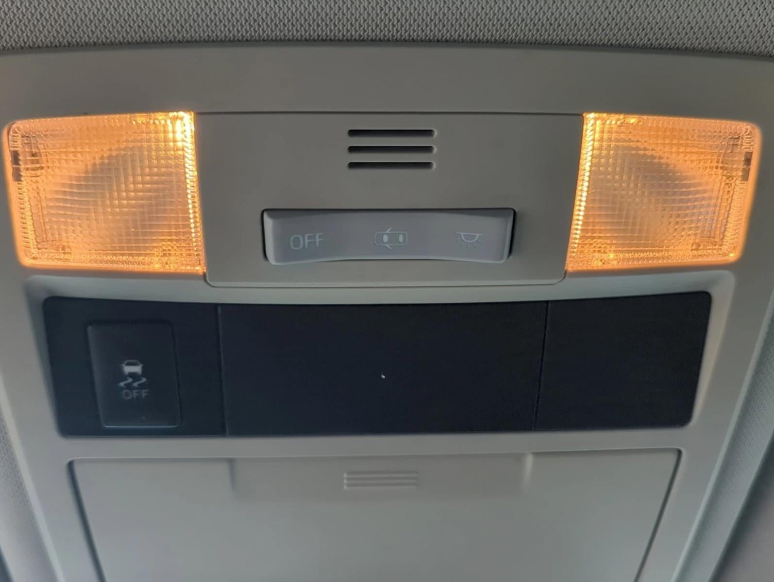 2016 Toyota Tacoma 2WD Double Cab Short Bed V6 Automatic SR5 (GS)