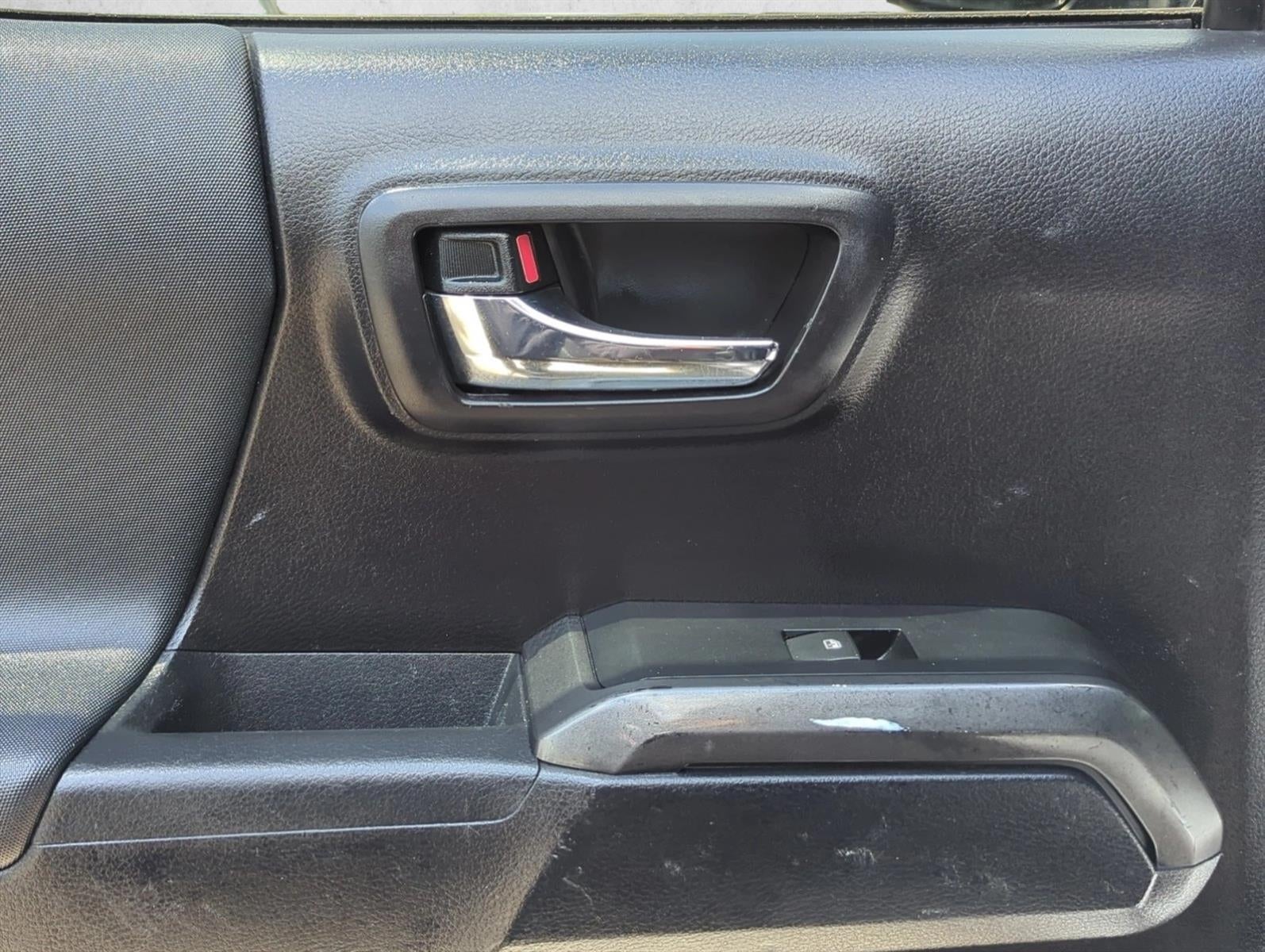2020 Toyota Tacoma 4WD 4WD TRD Off Road Double Cab 5' Bed V6 MT (Natl)