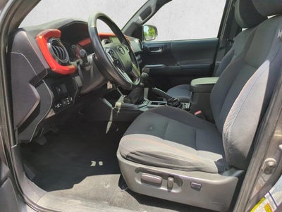 2020 Toyota Tacoma 4WD 4WD TRD Off Road Double Cab 5' Bed V6 MT (Natl)