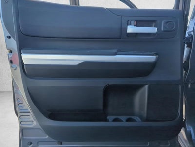 2017 Toyota Tundra 4WD 4WD SR5 CrewMax 5.5' Bed 5.7L FFV (SE)