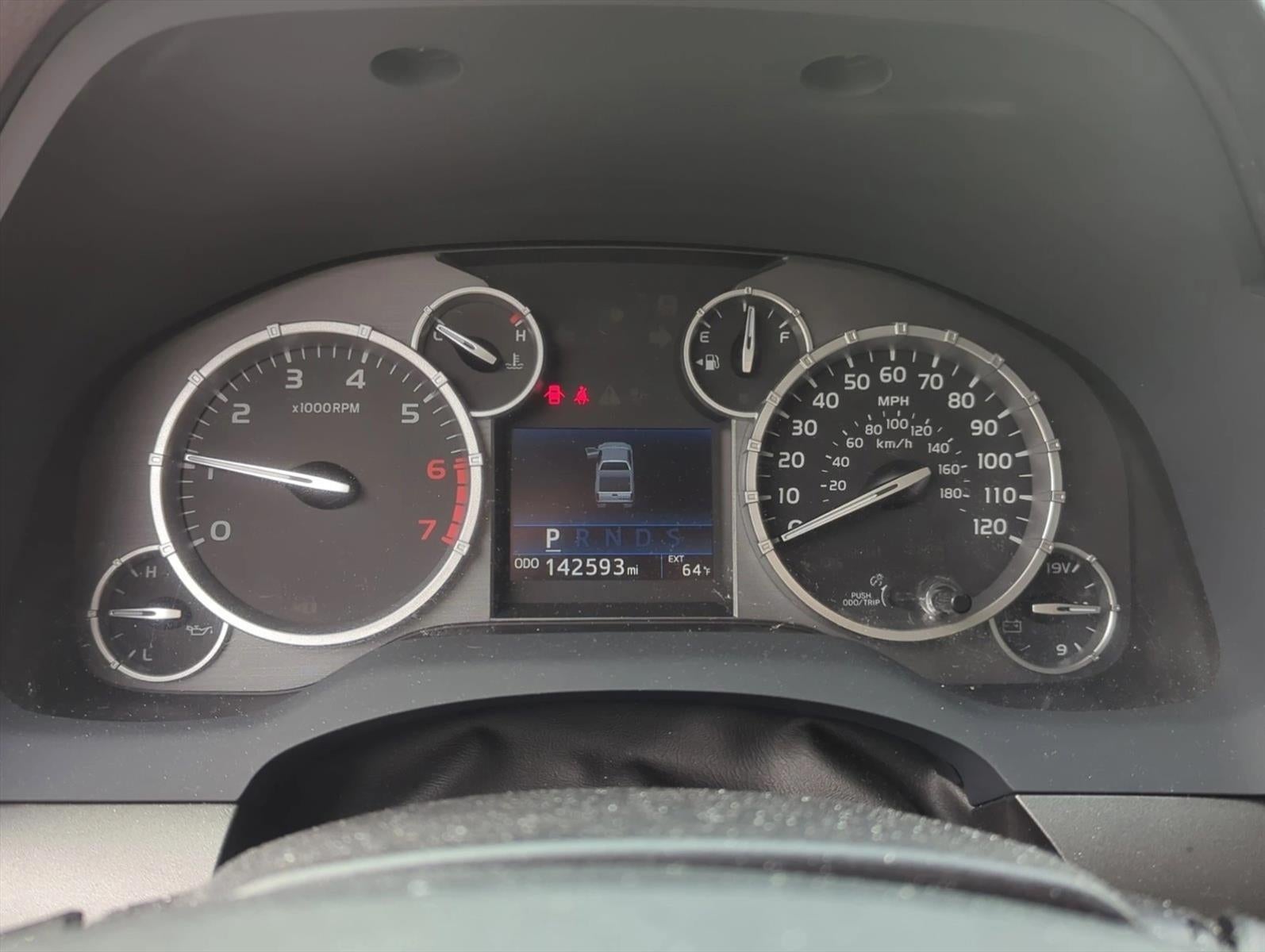 2017 Toyota Tundra 2WD 2WD SR5 CrewMax 5.5' Bed 5.7L FFV (SE)