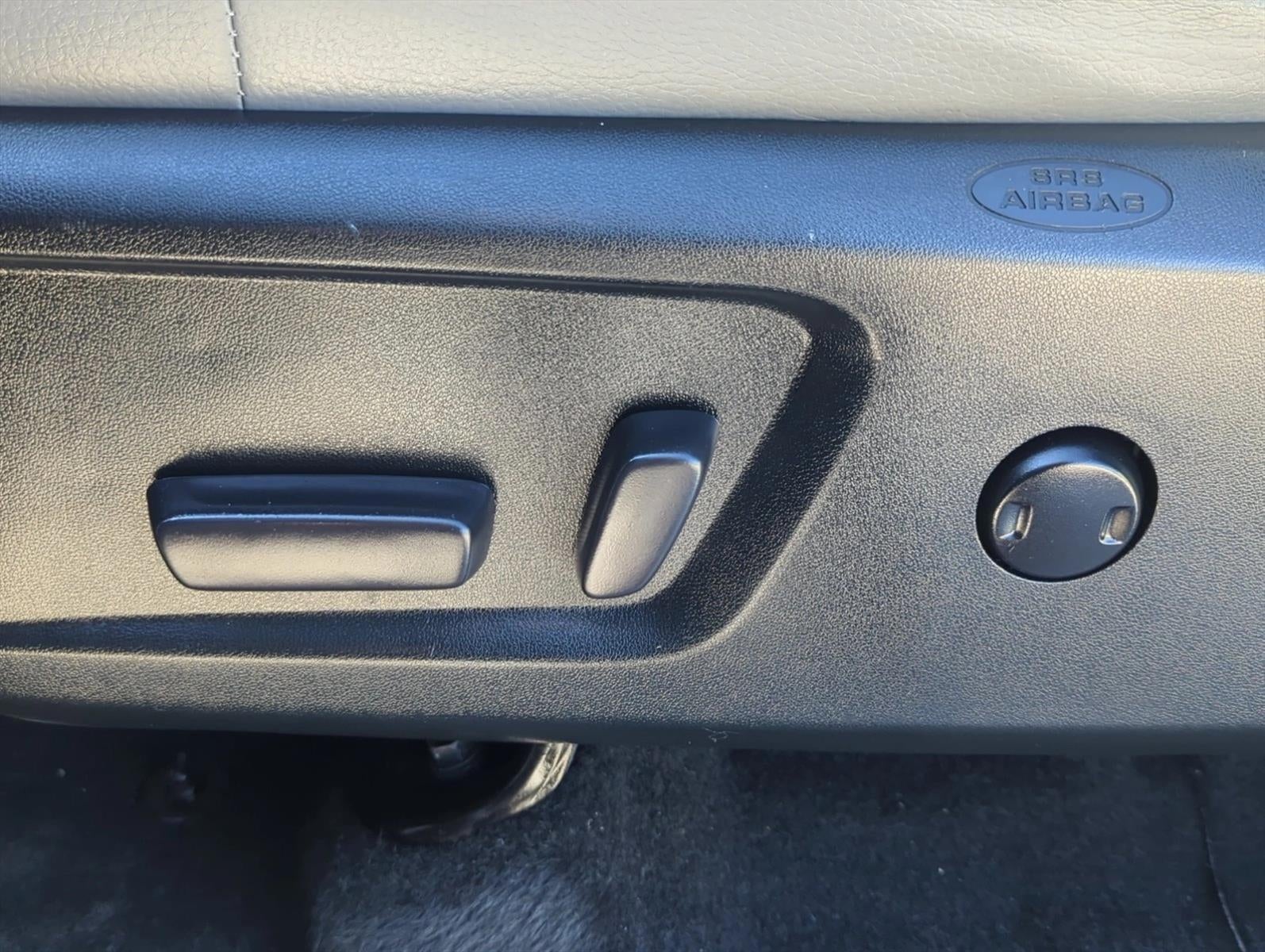 2021 Toyota Tundra 2WD 2WD Limited CrewMax 5.5' Bed 5.7L (GS)