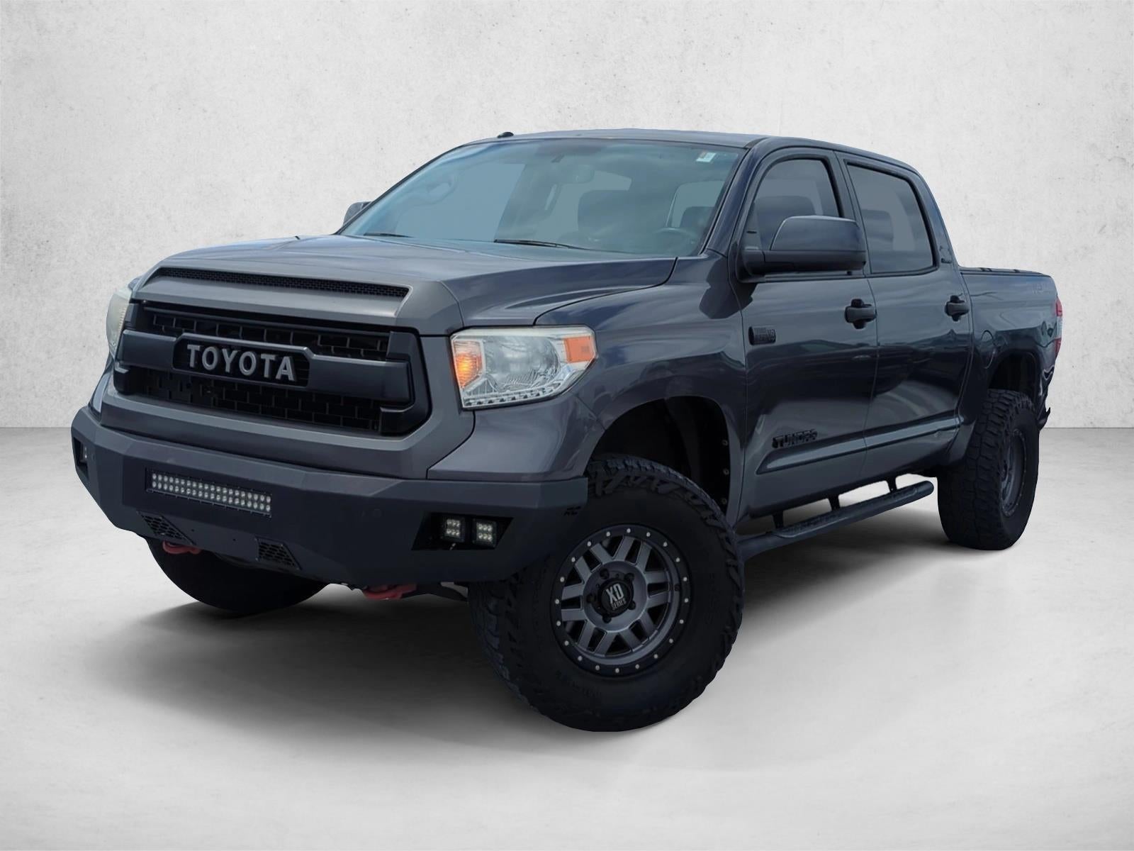 2017 Toyota Tundra 4WD 4WD Limited CrewMax 5.5' Bed 5.7L FFV (Natl)