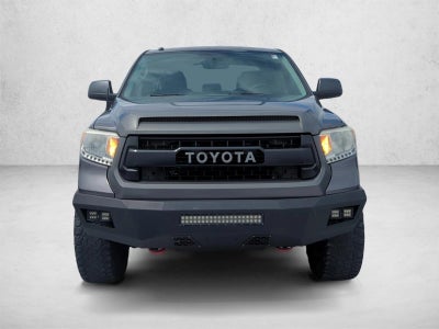 2017 Toyota Tundra 4WD 4WD Limited CrewMax 5.5' Bed 5.7L FFV (Natl)