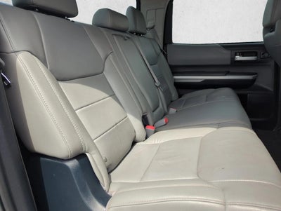 2017 Toyota Tundra 4WD 4WD Limited CrewMax 5.5' Bed 5.7L FFV (Natl)