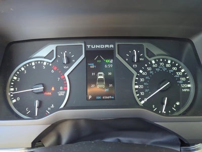 2022 Toyota Tundra 2WD 2WD Limited CrewMax 5.5' Bed (GS)