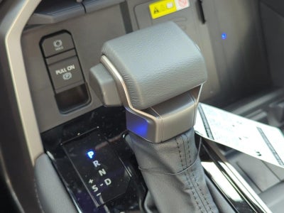 2025 Toyota Tundra 4WD 4WD Limited CrewMax 5.5' Bed (Natl)