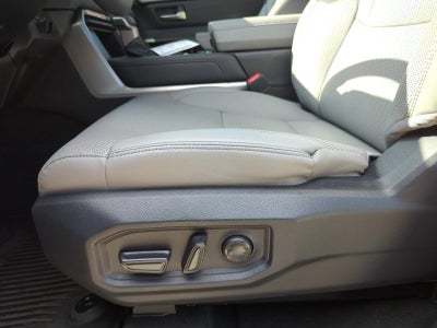 2025 Toyota Tundra 4WD 4WD Limited CrewMax 5.5' Bed (Natl)